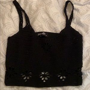 Crop black knit top